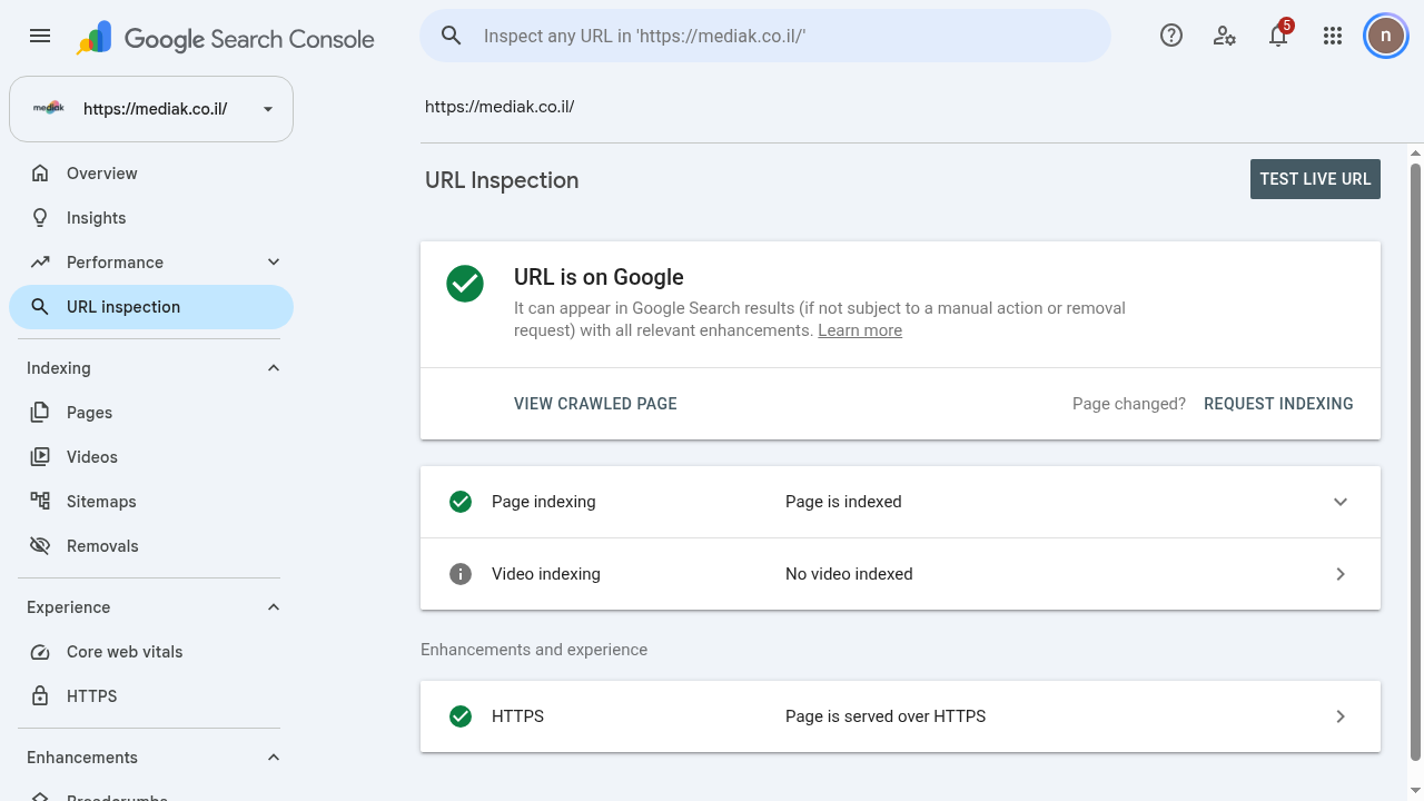 תוצאת URL Inspection: העמוד באינדקס ומוגש ב־HTTPS